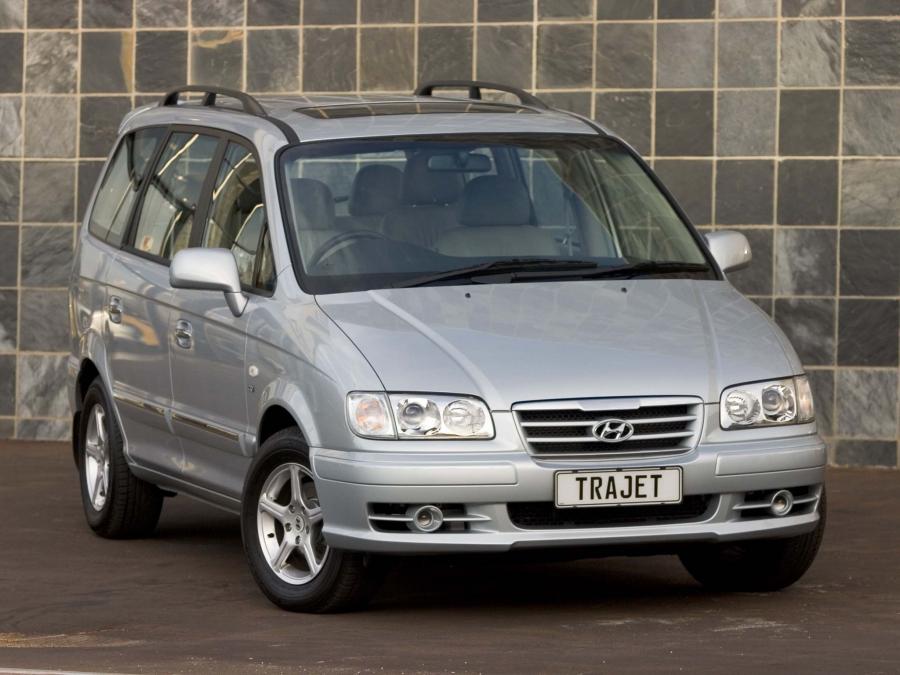  Hyundai Trajet 2004 года  (ZA) (фото 10 из 14)